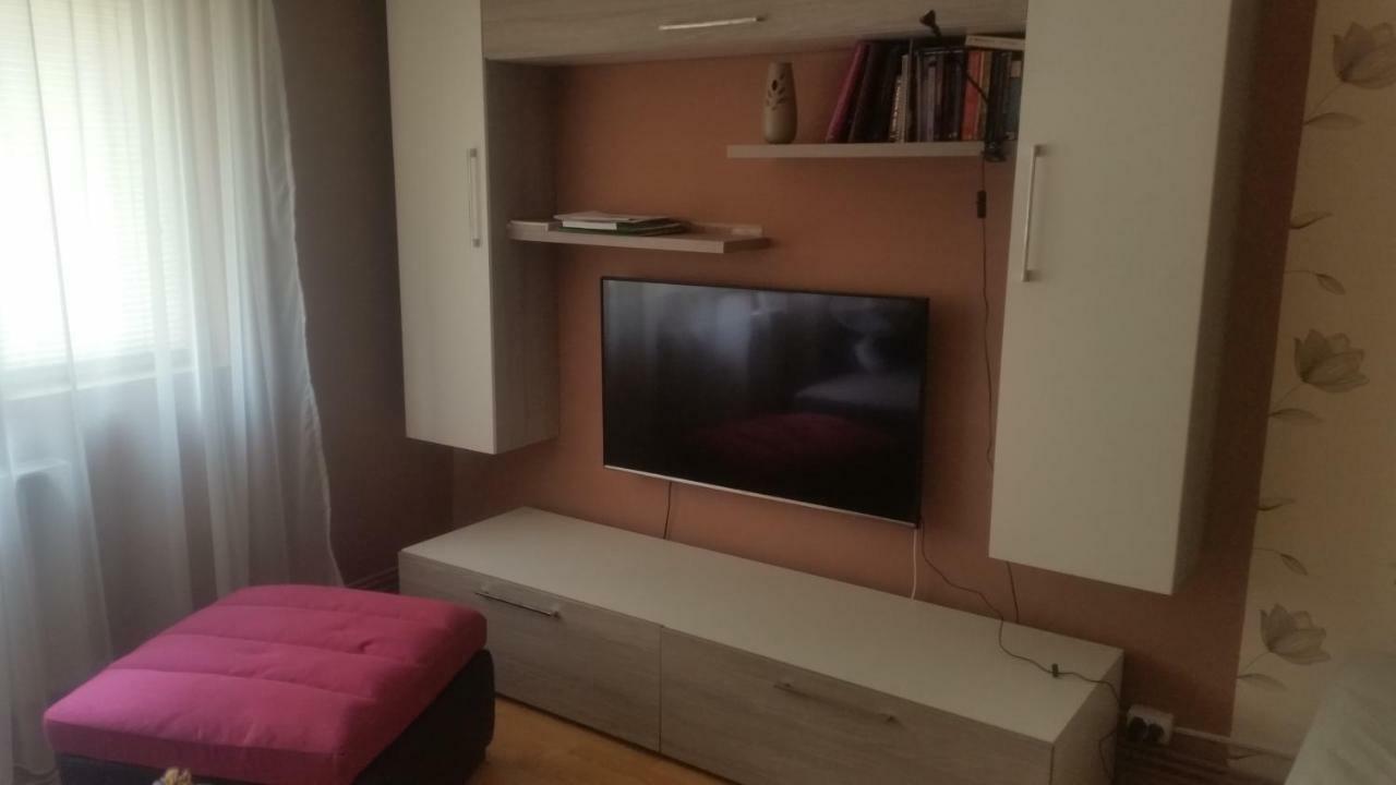 Sfanta Ecaterina - Garsoniera Alba Iulia Apartamento Exterior foto
